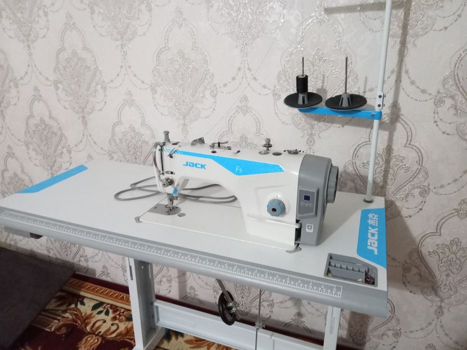 Arginal Jack tikuv mashinasi sotiladi Olingan ishlatilmagan