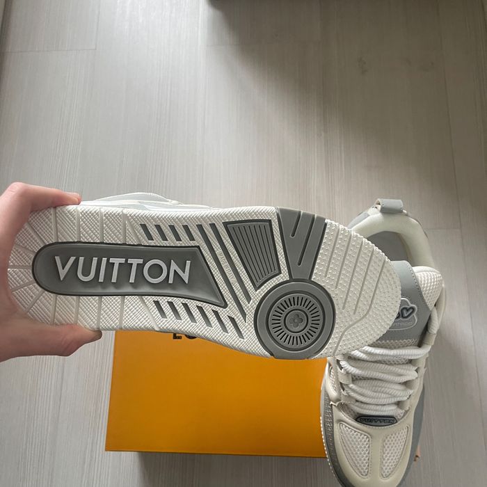 Louis Vuitton Skates Gri Mărimea 43