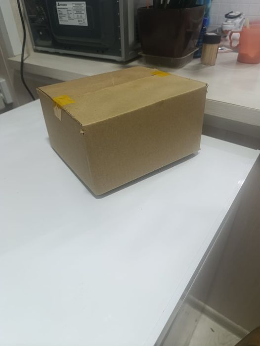 Продам новый кардон каробка