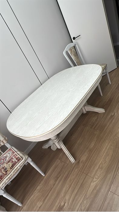 Дубовый Стол со стульями