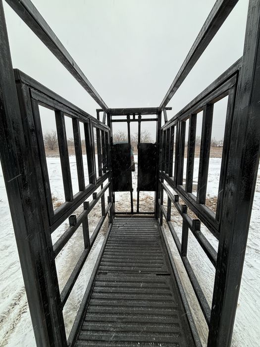 Продам Станок фиксатор под КРС и лошадей