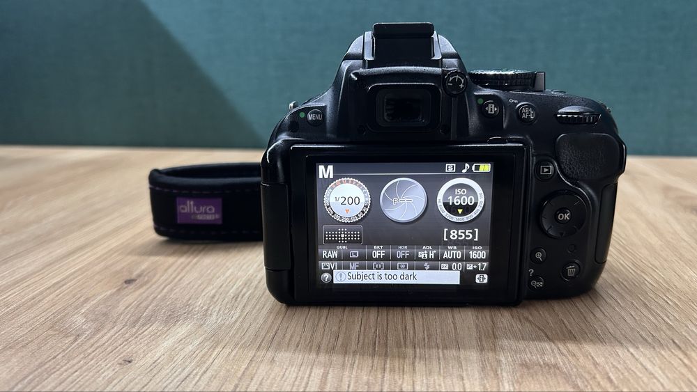 Aparat foto DSLR Nikon D5200 + obiectiv Nikkor 18-55mm, 59891 cadre