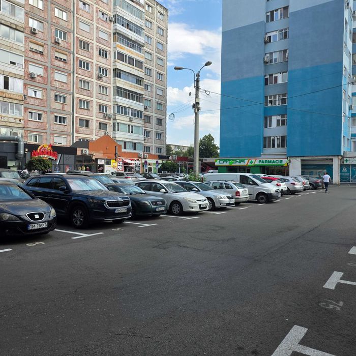 propietar inchiriez spatiu comercial 135 mp pta dacia