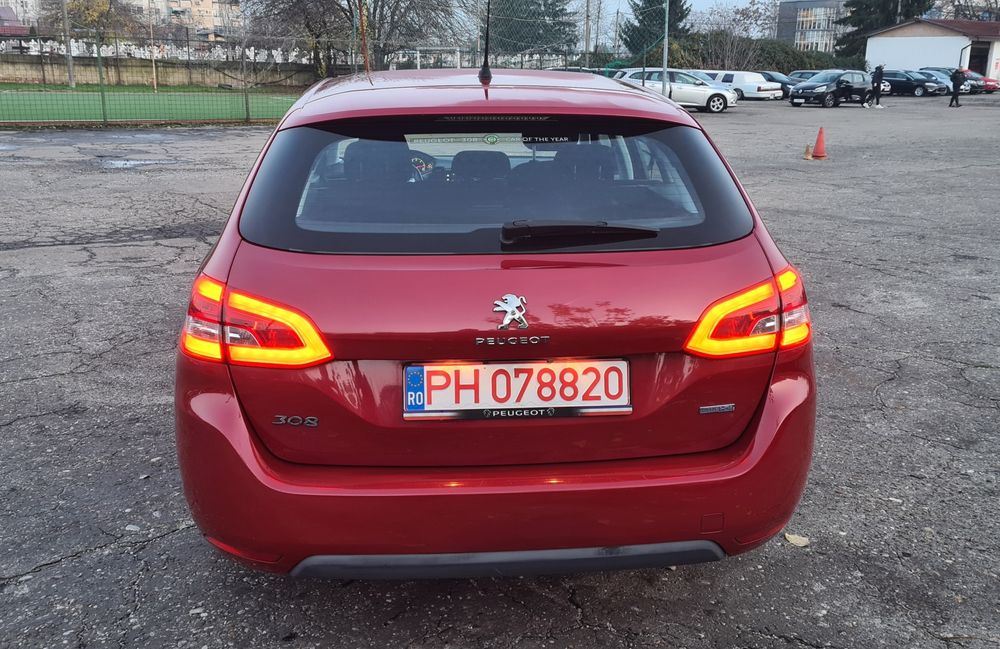 Peugeot 308 * 1.6 Blue HDI * 2015 * Euro 6 * Led * Navi * Klimă