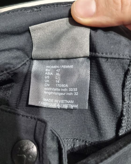 Pantaloni drumetie/ treking Jack Wolfskin dama