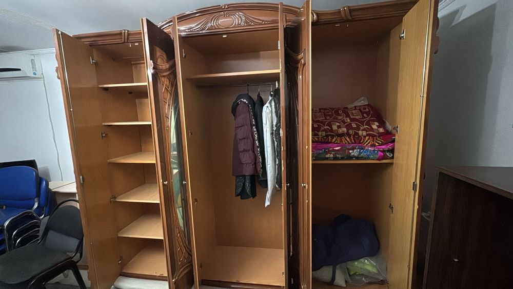 Шкаф  для спальной