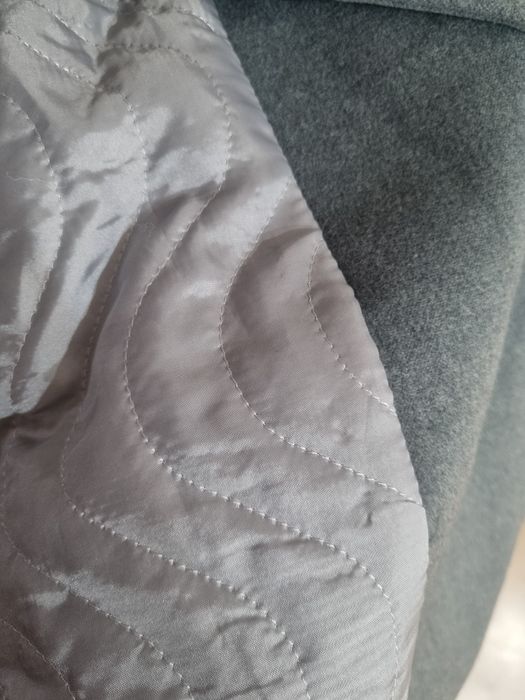 Пальто в сером цвете