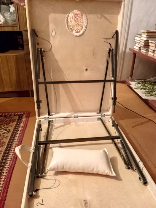 Продам массажную кушетку