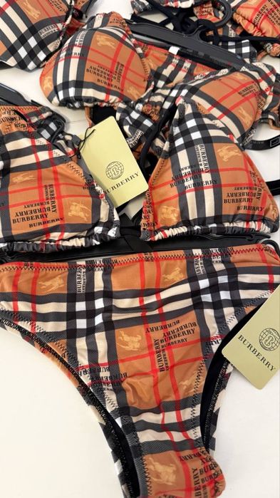 Stoc Costum baie Burberry