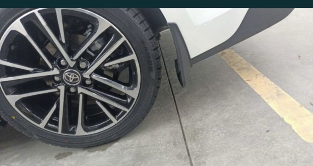 новый брызговики камри 80