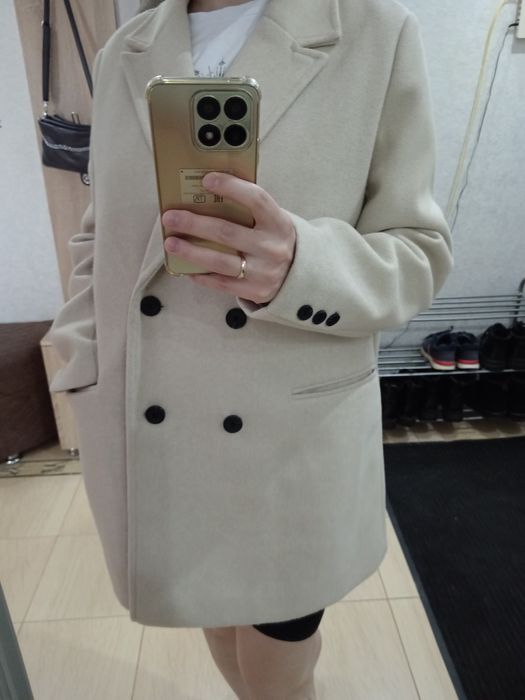 Продам пальто 5000 тг