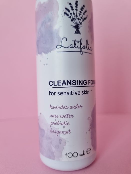 Измивна пяна за чувствителна кожа