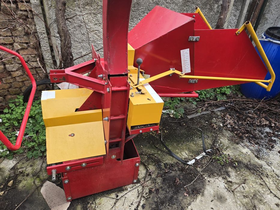 Дробилка за клони WC8 до 20см – мощна, за трактор, ТОП цена