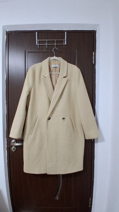 Palton Reserved  marime 46