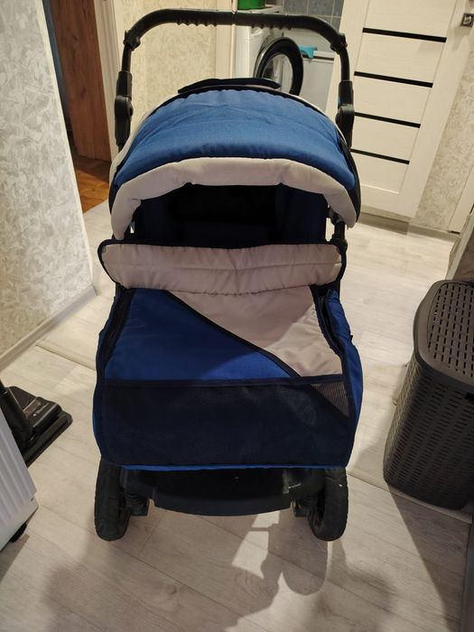 Продам детскую коляску