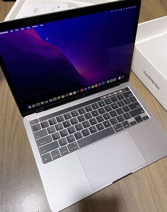 MacBook air, 2020, M1