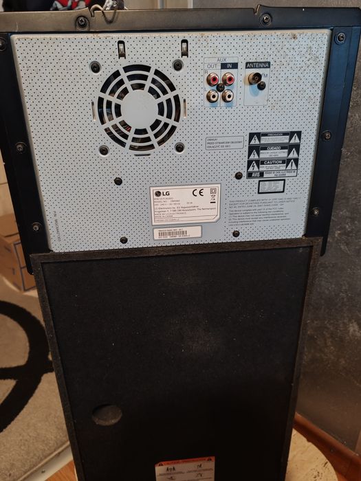 Boxa LG XBOOM OM5560.