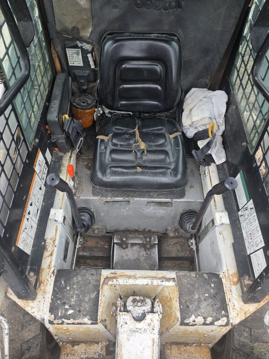 Челен товарач bobcat 553