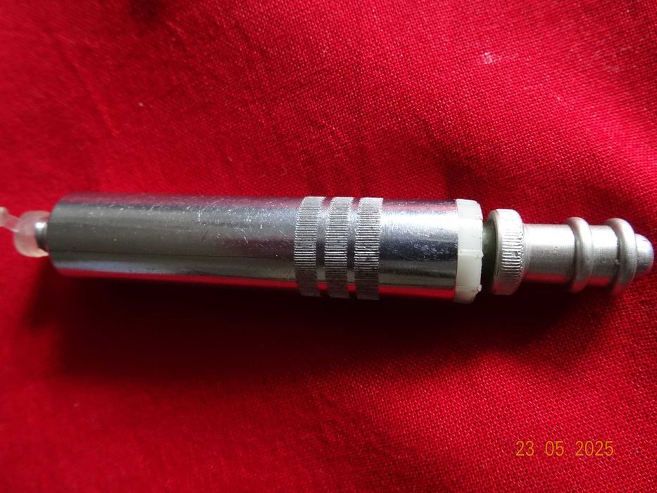 Seringa militara in dotarea soldatilor din anul 1960