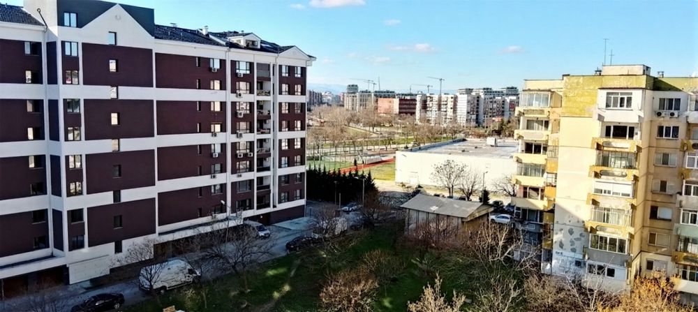 Двустаен апартамент в кв. Тракия, на ТОП локация - до к-с Олимпия