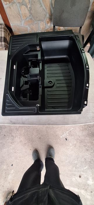 Продавам кора за резервната гума на Нисан Ноте 2014г. ОРИГИНАЛ