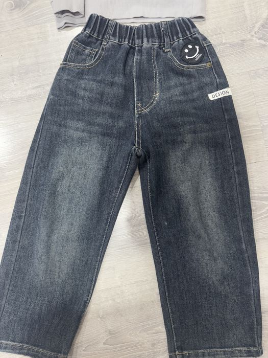 Джинсы и кофта для девочки