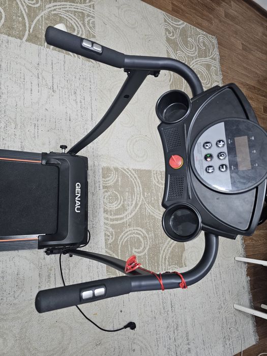 Беговая дорожка Genau