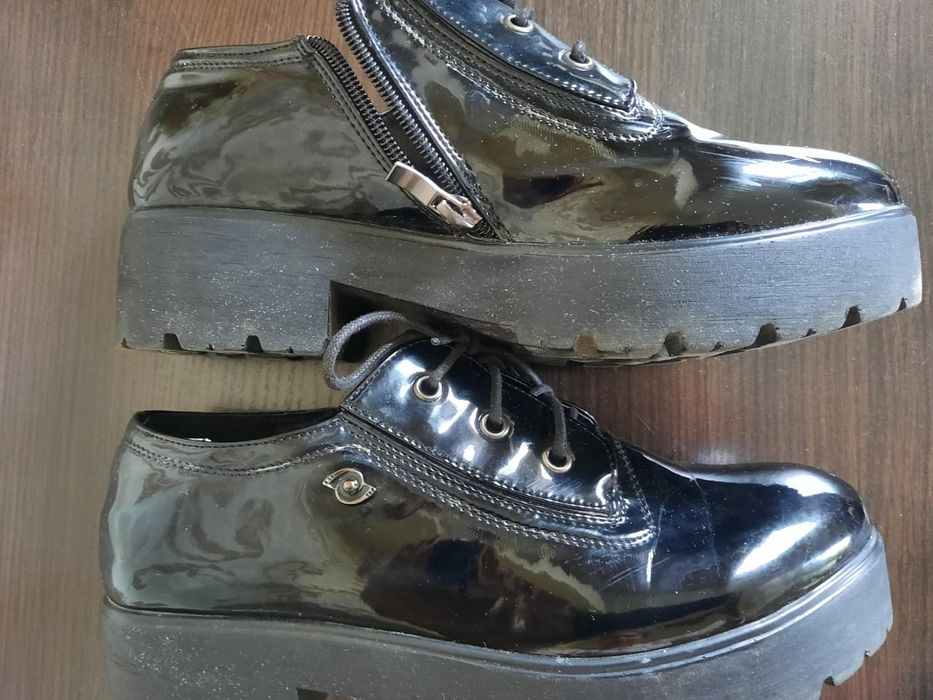 Туфли лодочки,лоферы