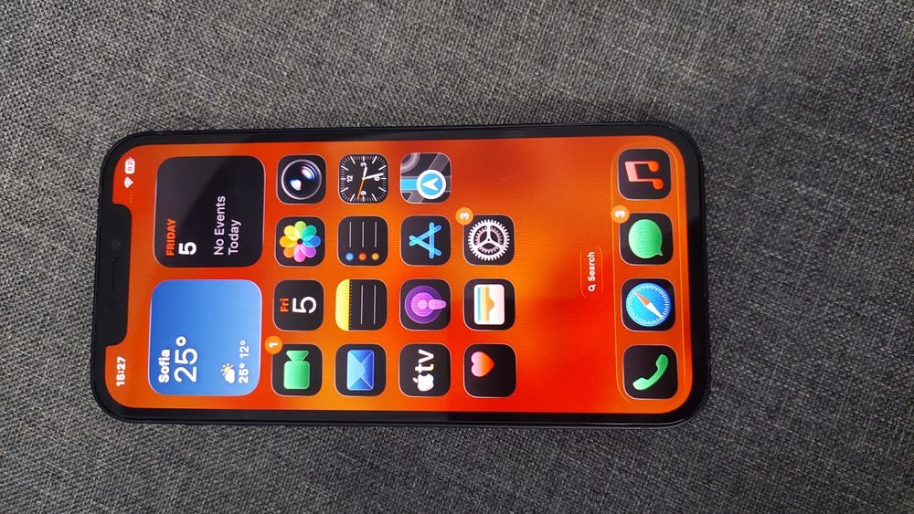 iphone 12  64GB Черен Цвят