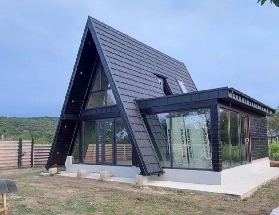 Vând cabane tip A frame