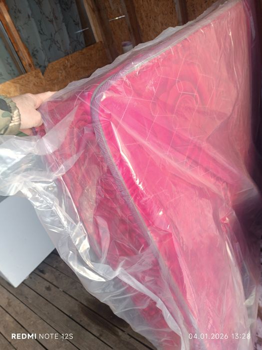 Продаю матрас б\у