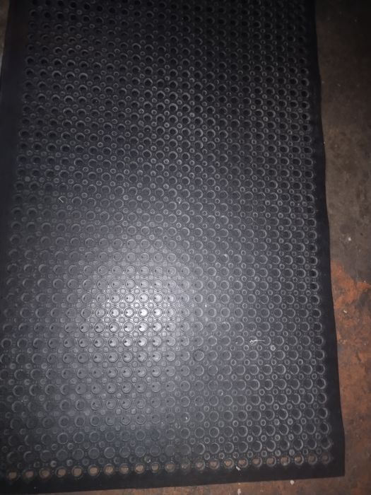 Резиновые дорожки