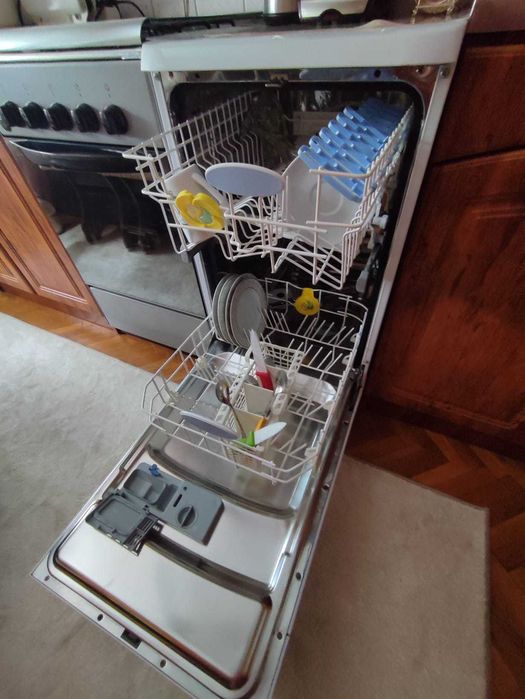 mobilier bucatarie si electrocasnice