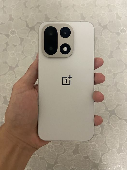 One plus 15 16/512
