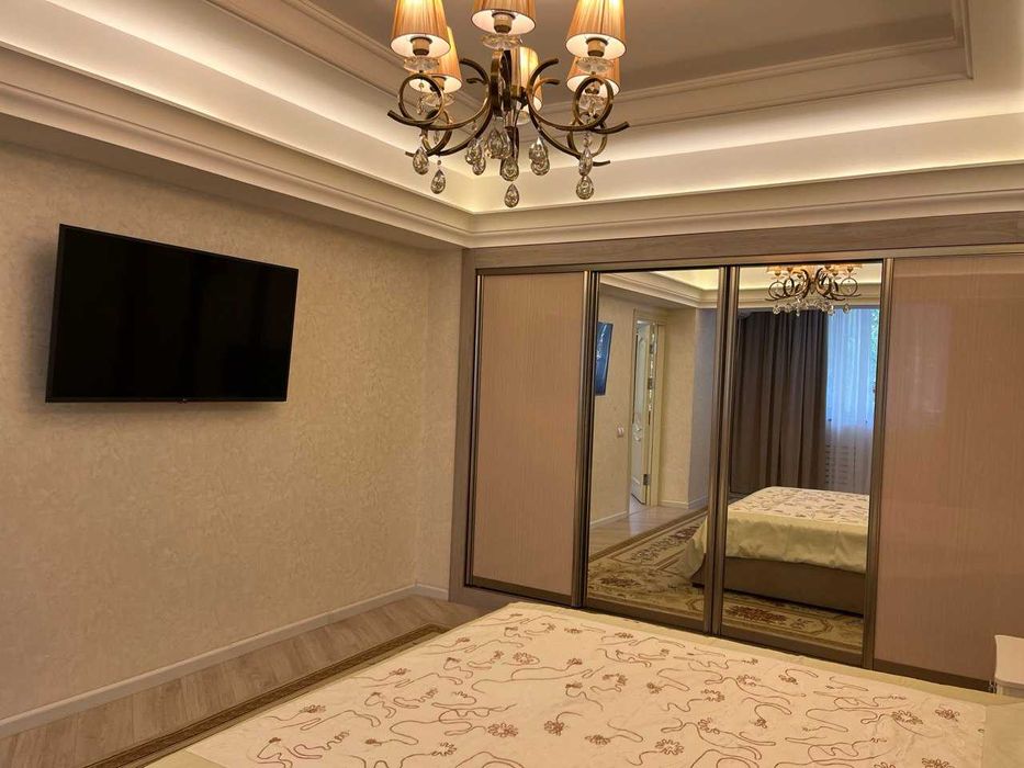 В центре (район ЦУМа) сдаётся 2 комнатная квартира