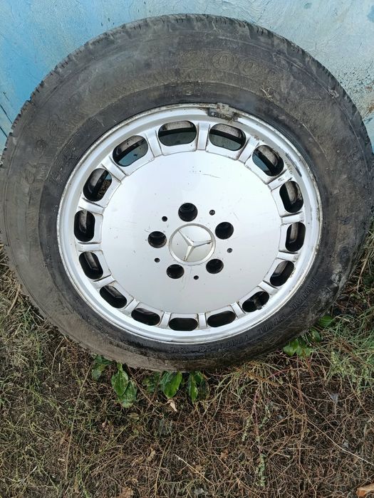 Продам запаску Мерседес R-15