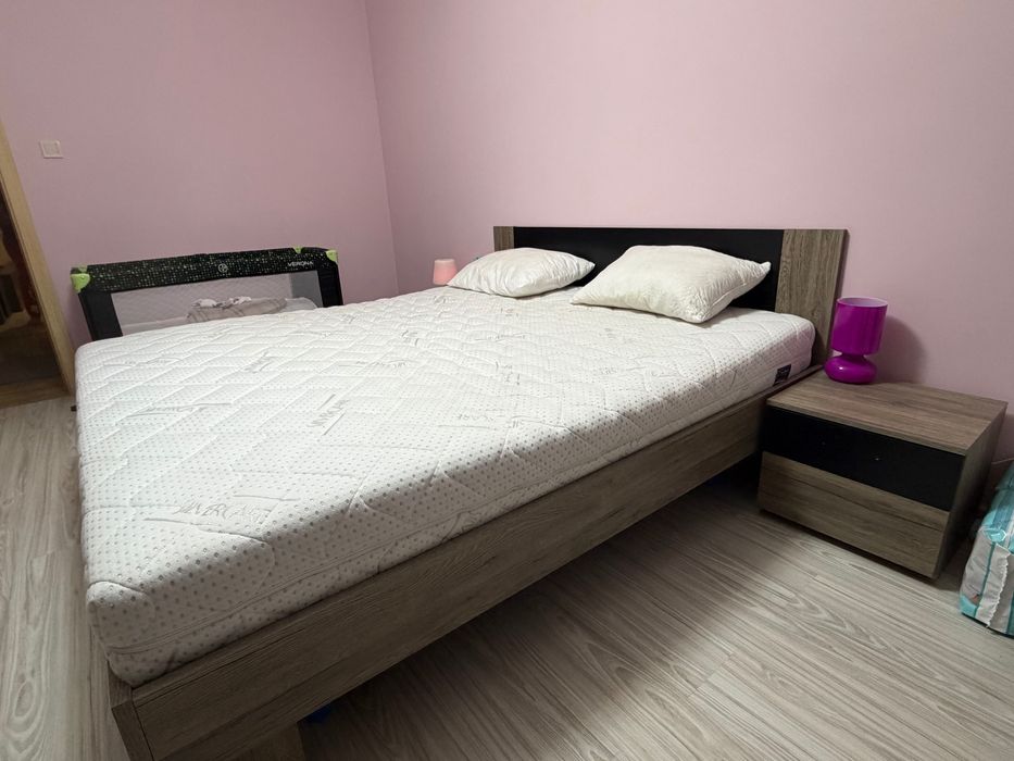 Комплект Спалня с Матрак 180х200 Гардероб и нощни шкафчета