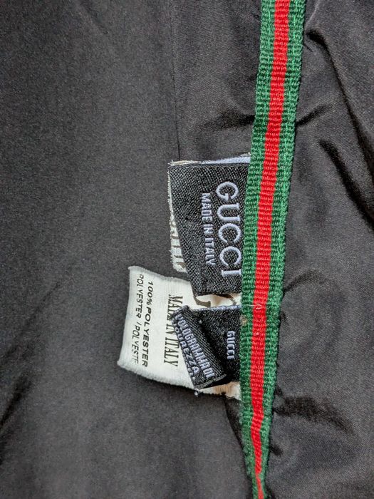 De vânzare  Geacha  Originală Gucci Vitangi ani 90