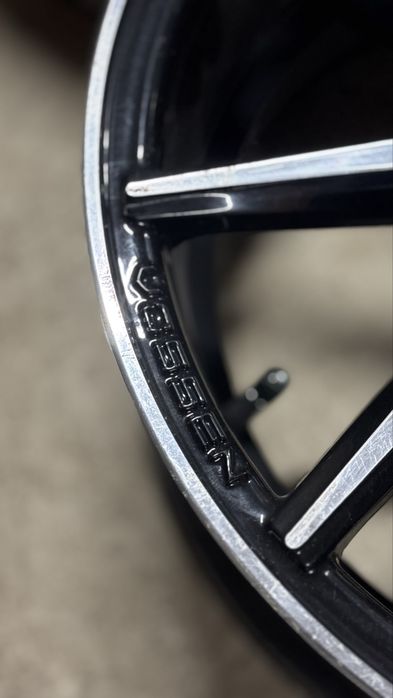 продам диски VOSSEN CVT