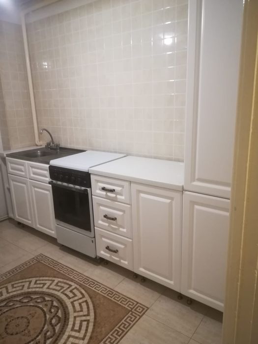 Inchiriez apartament 2 camere Cornisa Bistritei DIRECT PROPRIETAR