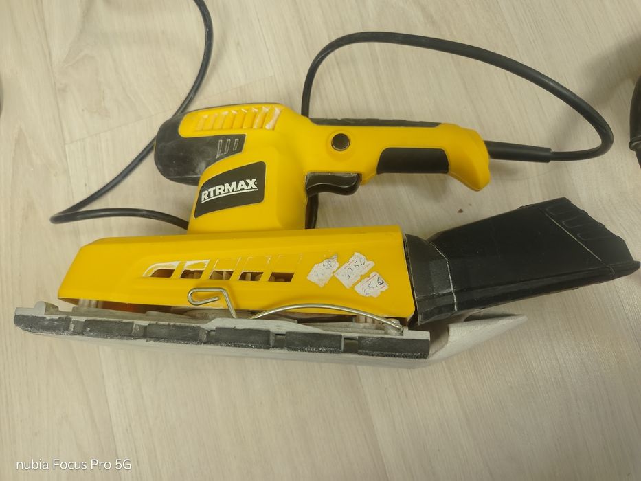 Вибрационная шлифмашина Rtrmax RTM3750