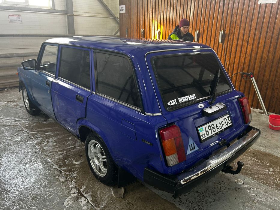 продается лада ваз 2104