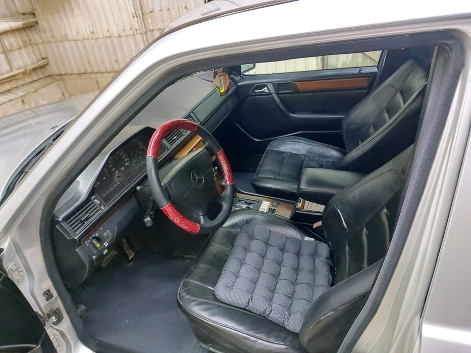 Mercedes w124 2.8