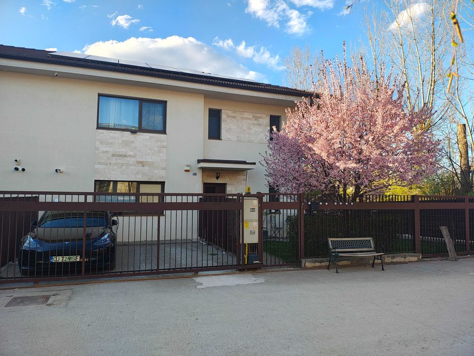 Duplex mobilat, utilat, in zona linistita