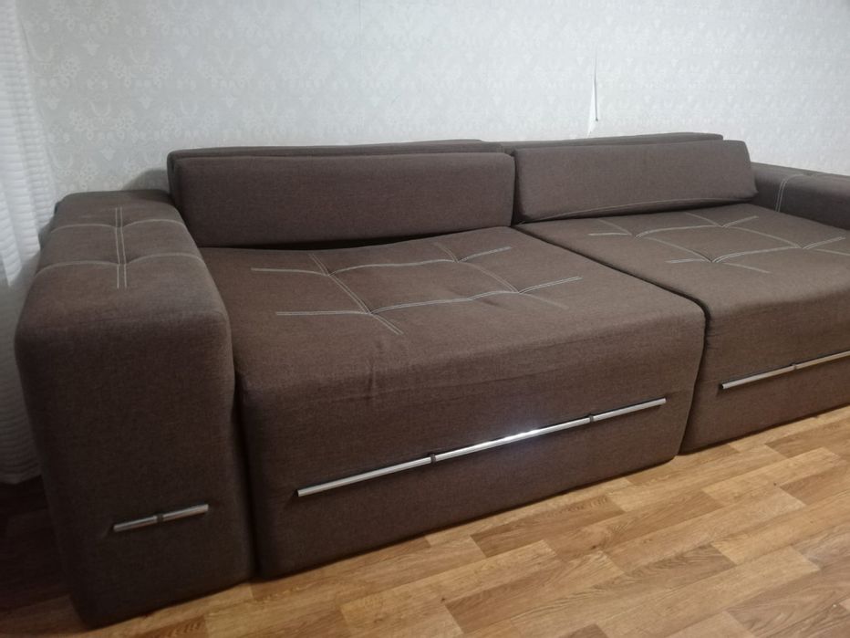 Продам диван большой