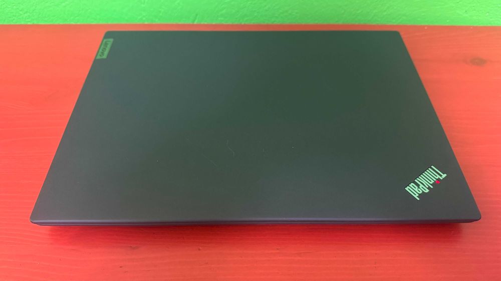 Thinkpad T14 Gen 3, core I5-1245U, 16 GB RAM, 256 GB NVME
