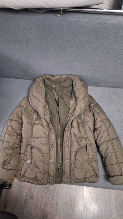 Куртка от Mexx для девочки на лет 7-8