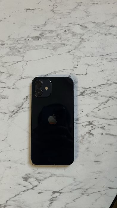 Продам iphone 12