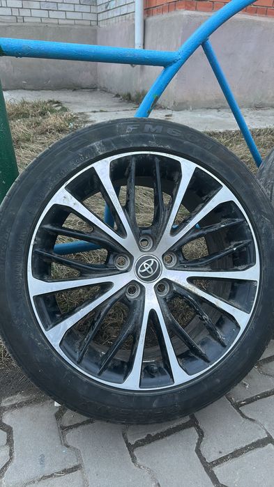 Диски оригинальные Toyota Camry