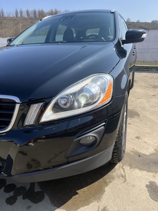 Volvo XC60  in stare foarte buna !